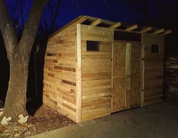 how to build a free garden storage shed + 8 more