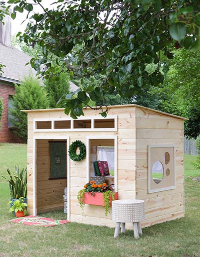 31 Free Diy Playhouse Plans To Build For Your Kids Secret Hideaway - Diy Pallet Playhouse Plans Free