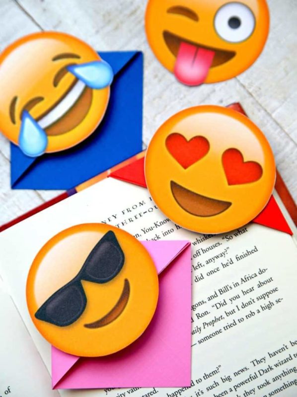 Emoji Bookmarks 3 765x1024