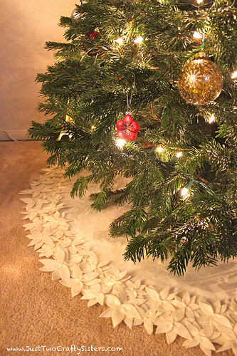 diy christmas tree skirt