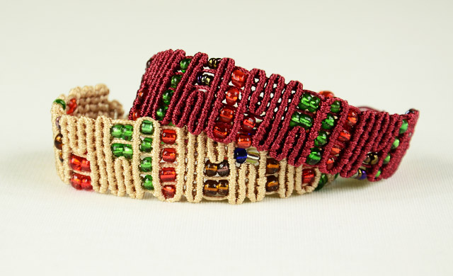 zigzag lines bracelet